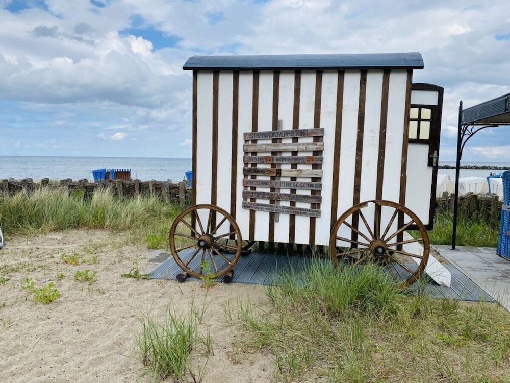 Holiday Apartment Beach54\