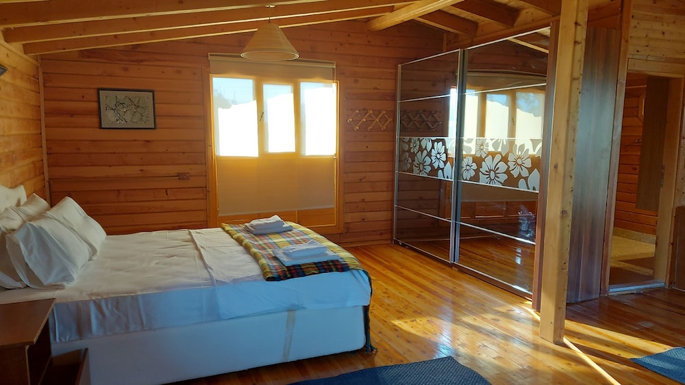 Wooden Villa w Private Garden Orchard -room w AC view 4