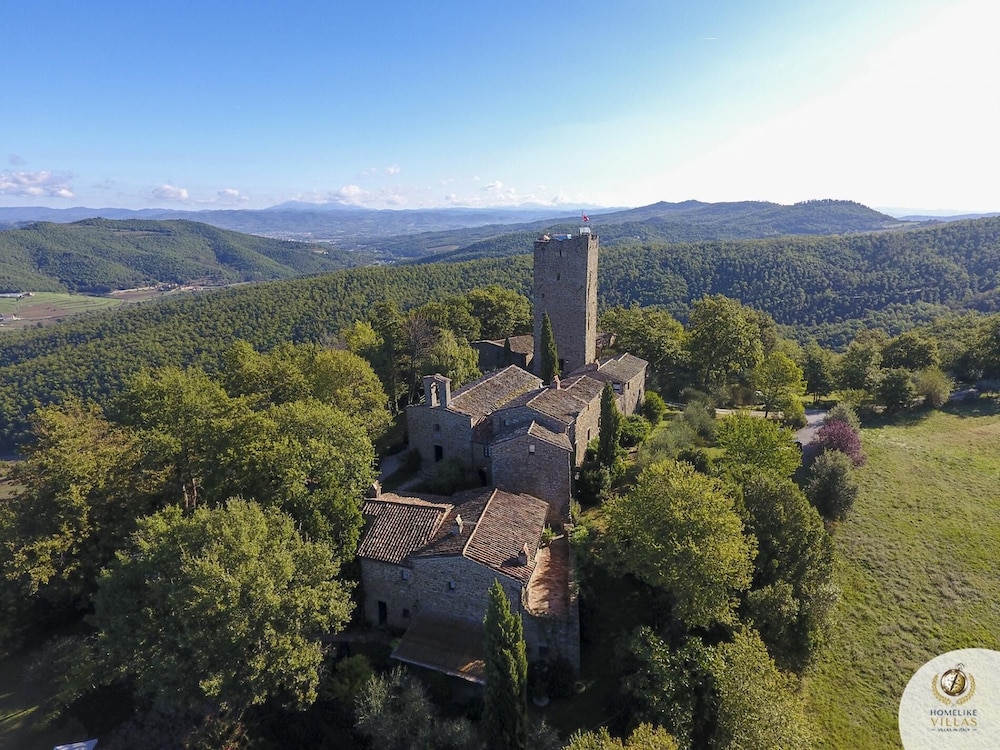 Borgo Pietra Antica view 3