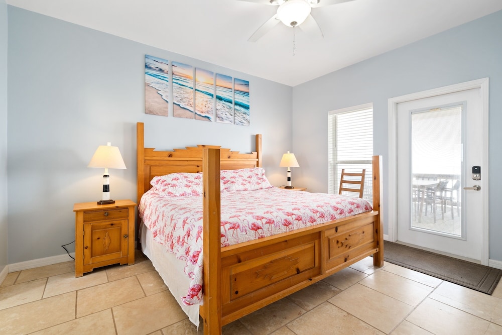 Marisol - Pet Friendly And Gulf Front! Enjoy The Large Deck With Amazing Views! 3 Bedroom Home by RedAwning view 2