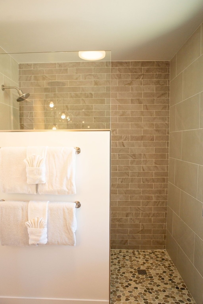 90 San Luis Street Unit D 1 Bedroom Duplex by Redawning view 5