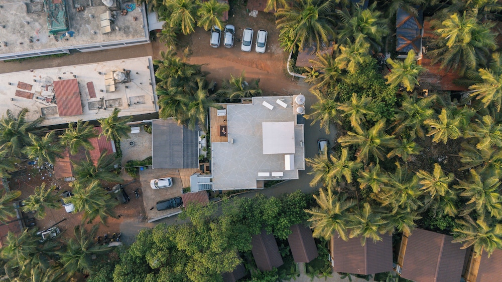 ELIVAAS House of Neptune 1 BHK Boutique