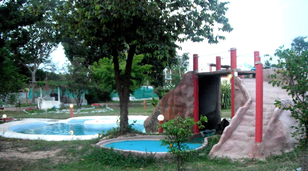 Mirabel Resort & Mini Golf