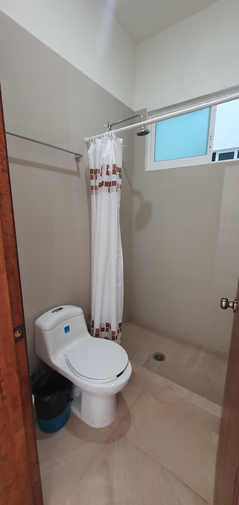 Carri Surf Studio - Property Image 12