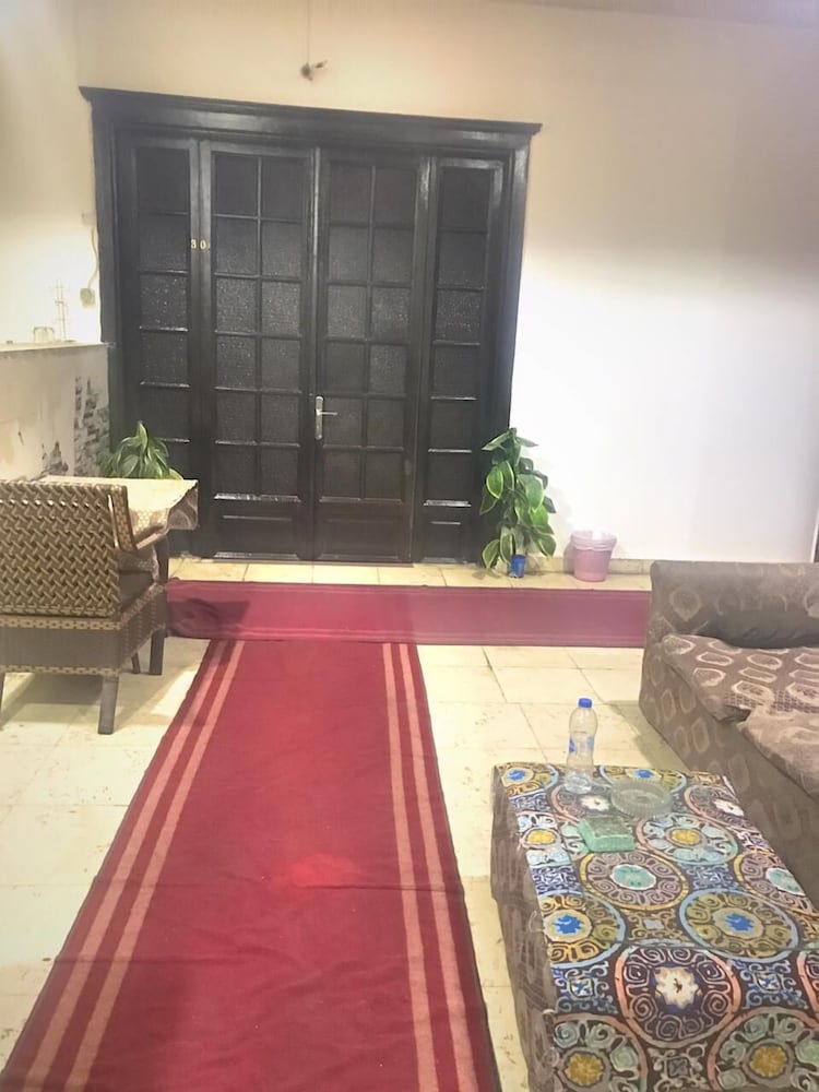 One Season Hostel