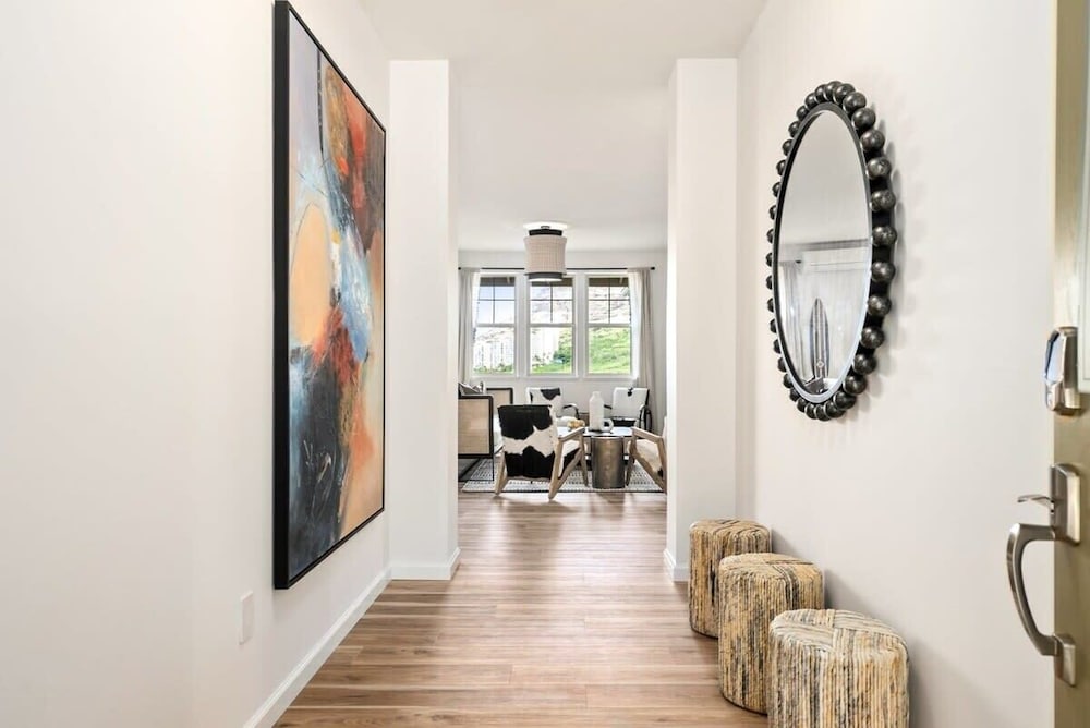 @ Marbella Lane - Mesmerizing Ocean + MT Views