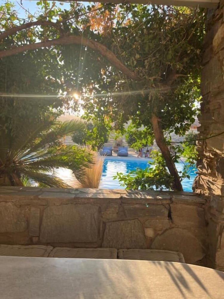 Casa Paros