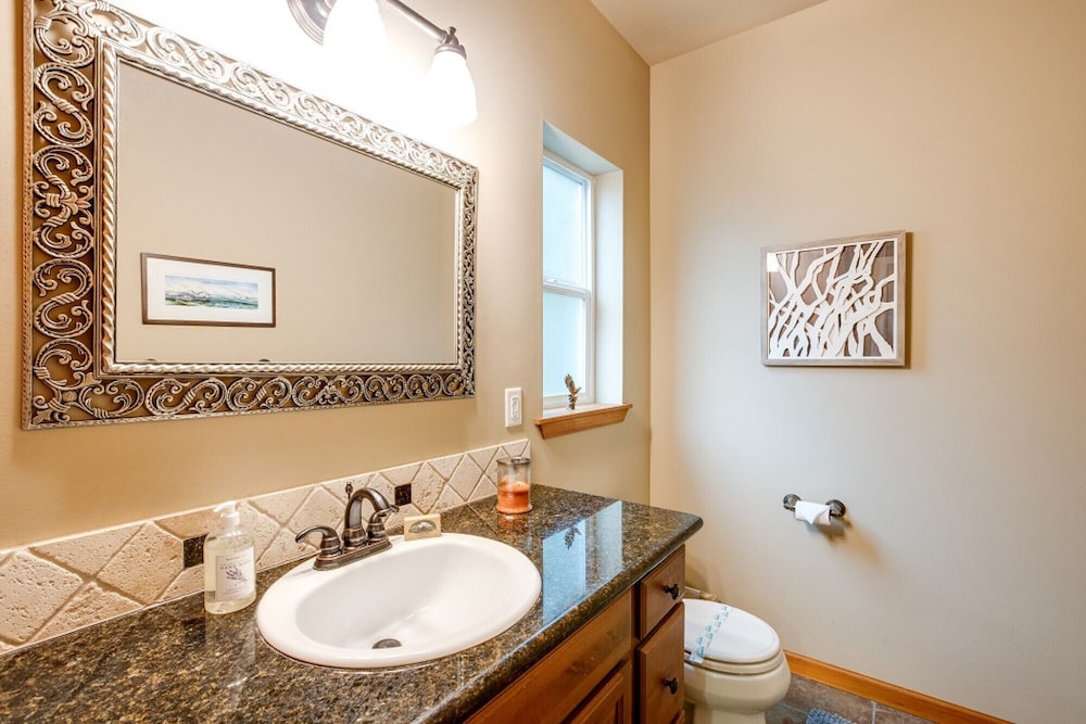 Mt Baker Lodging Cabin 20 - Sleeps 6 view 5