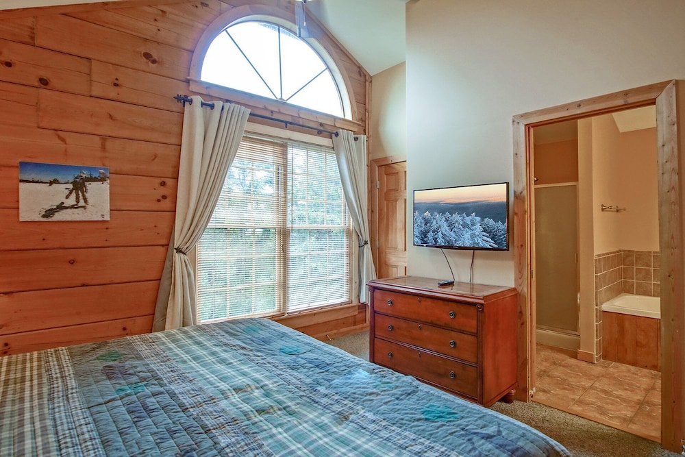 Loggers Run #8: 5 Bedrooms, 3.5 Baths