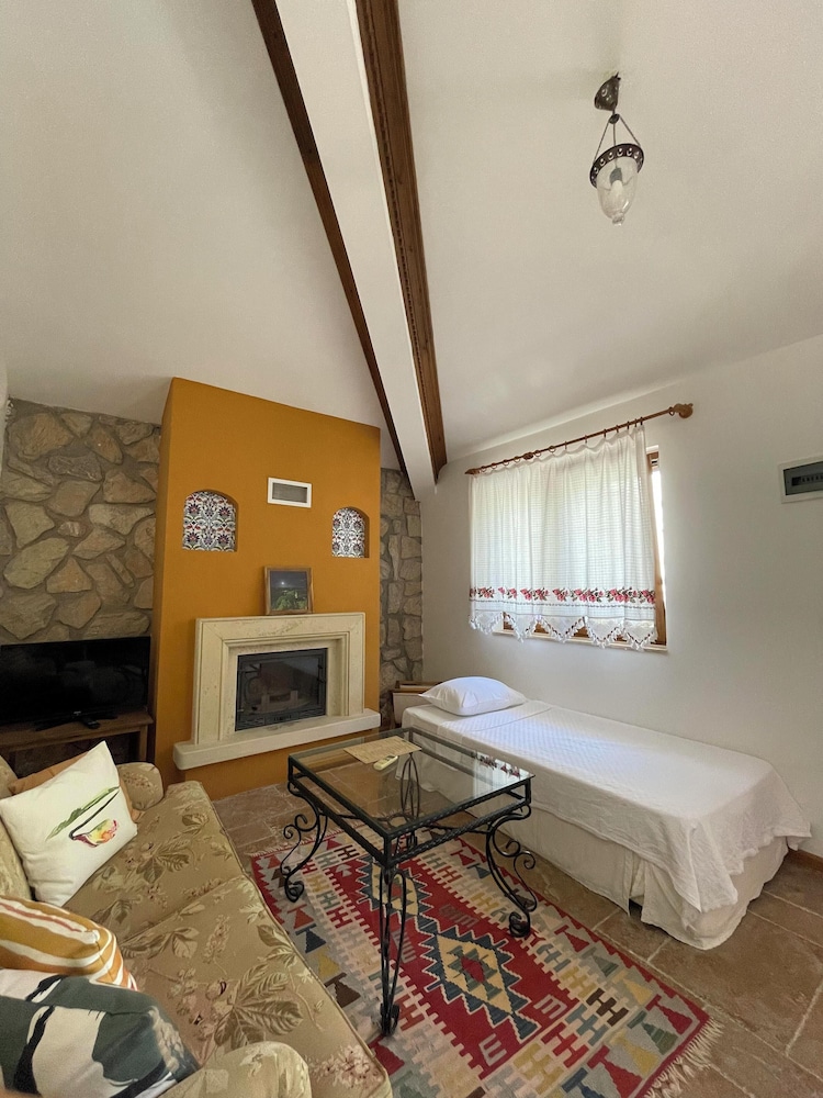 guesthouse by west