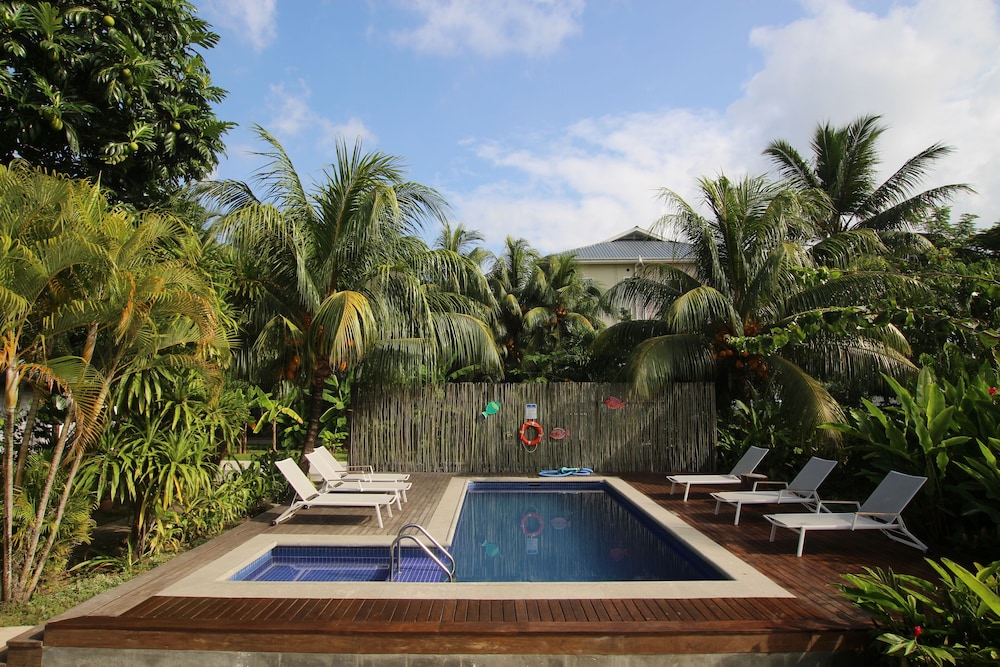castaway lodge