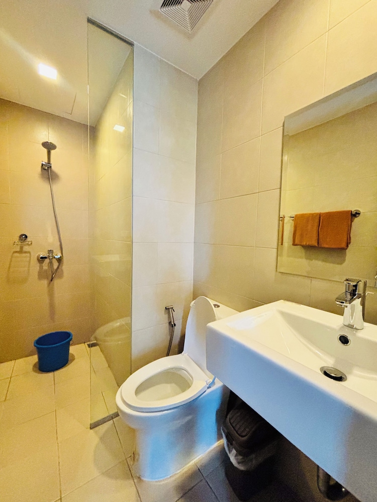 Nature Lovers' Paradise in Iloilo City - Cozy Condo Rental