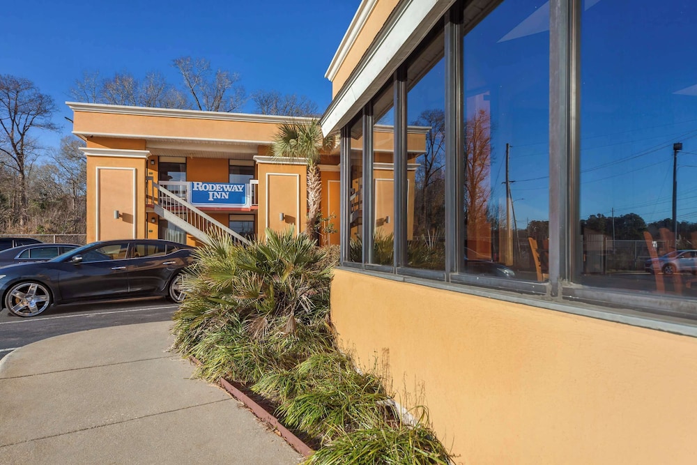 Rodeway Inn Lumberton Central