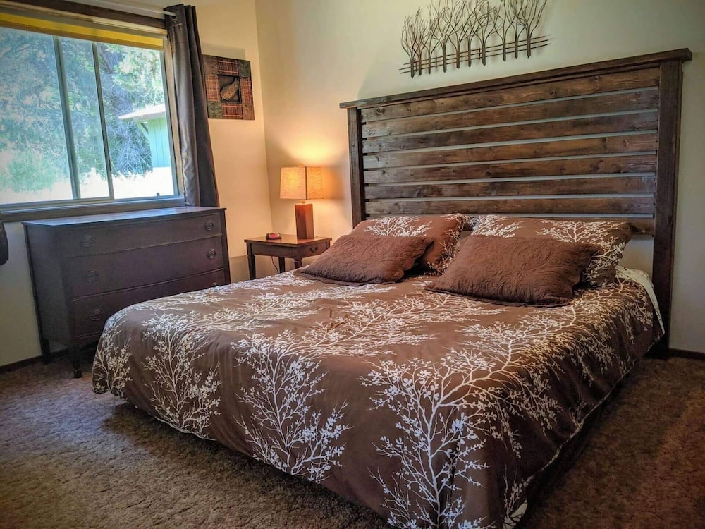 The Quail s Nest Retreat