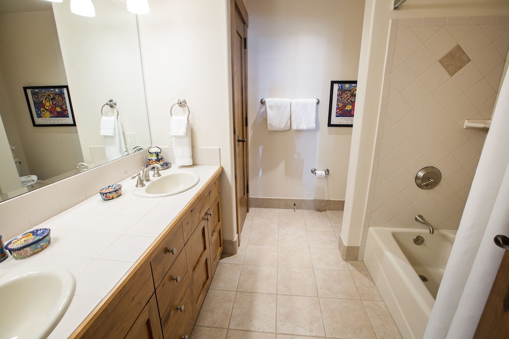 WestWall Lodge - Property Image 116