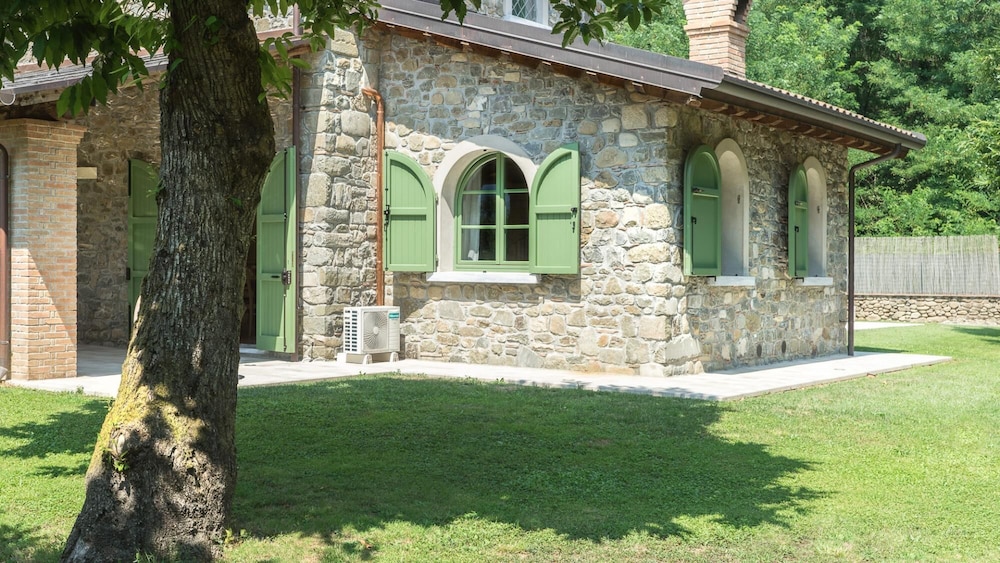 Photo 18