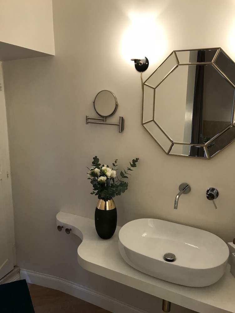 Mia al Pantheon Luxury Suites