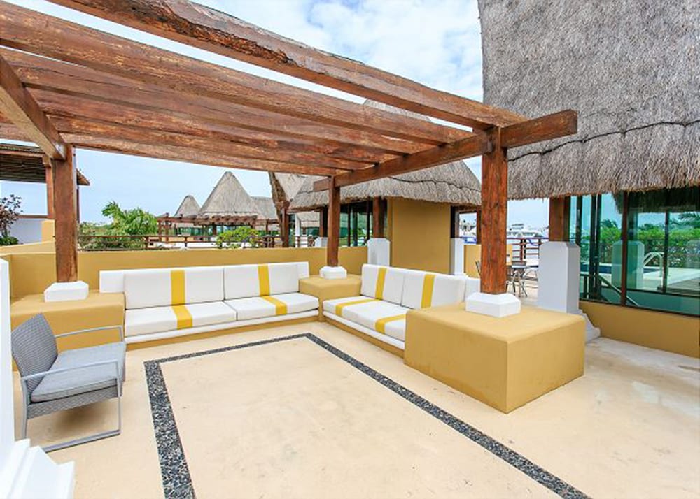 Pueblito Luxury Penthouse by Tripintravel