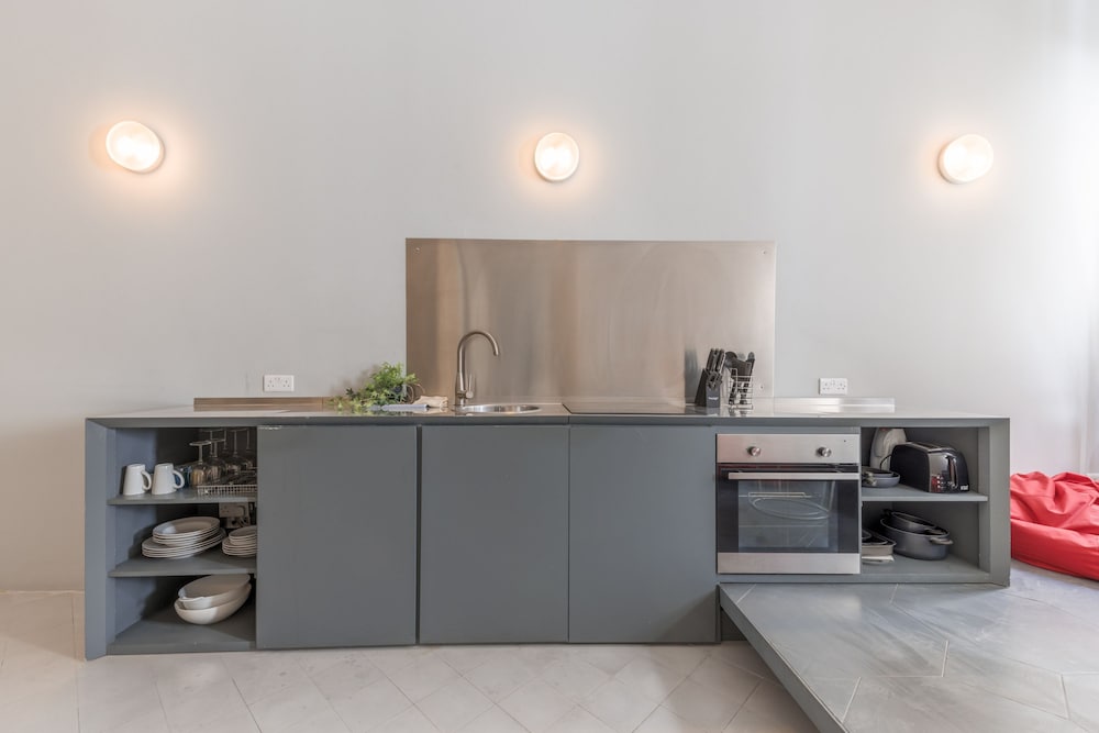Cozy Elegant 2BR Apartment