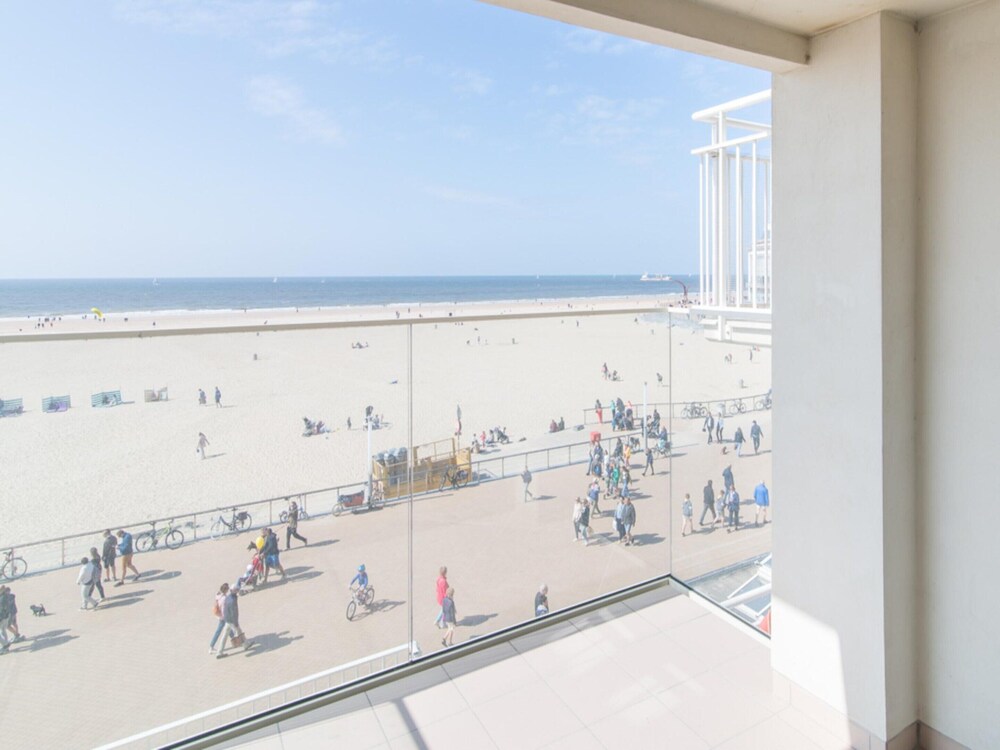 Apartment in Ostend With Stunning Sea View