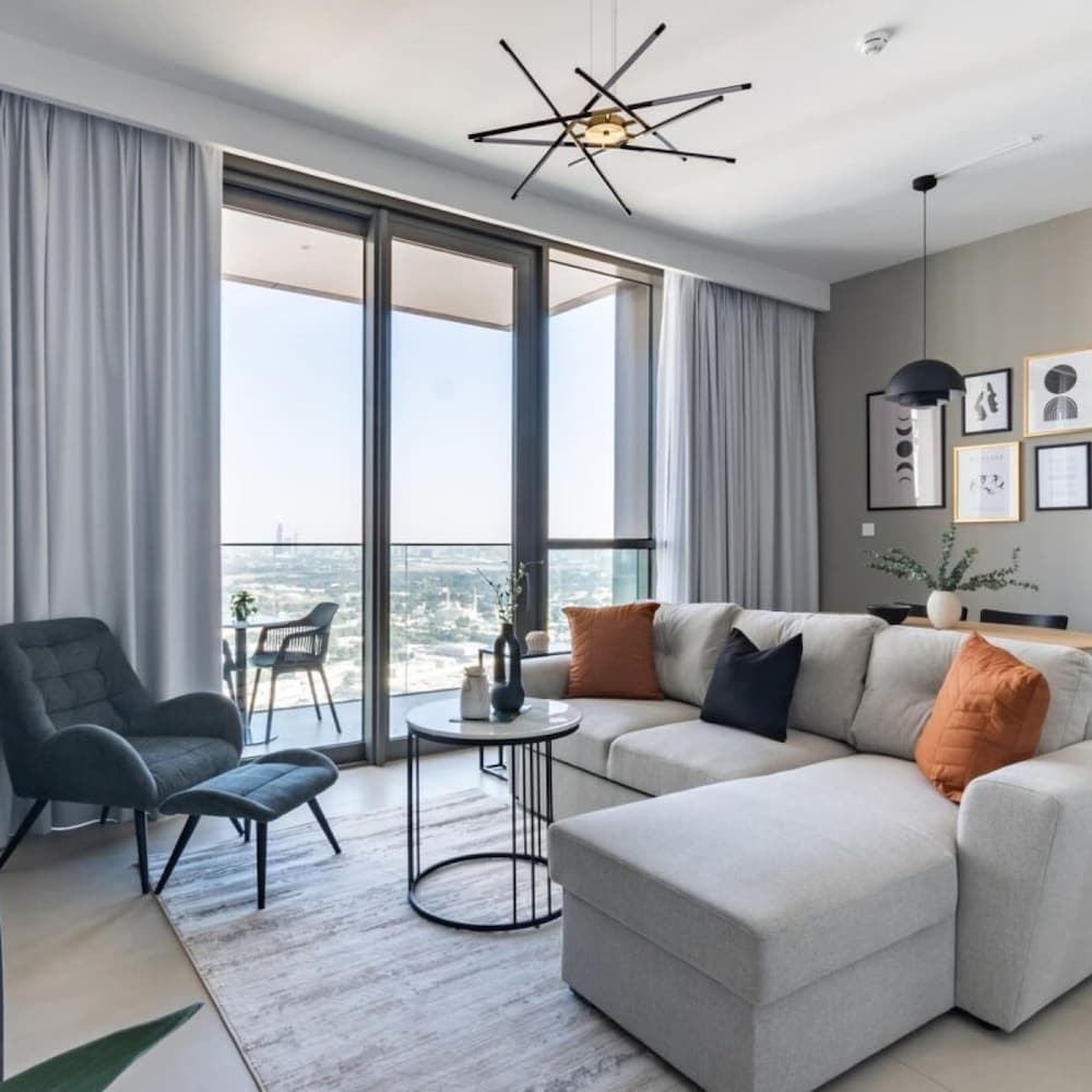 Silkhaus High Floor Connected to Zabeel Mall