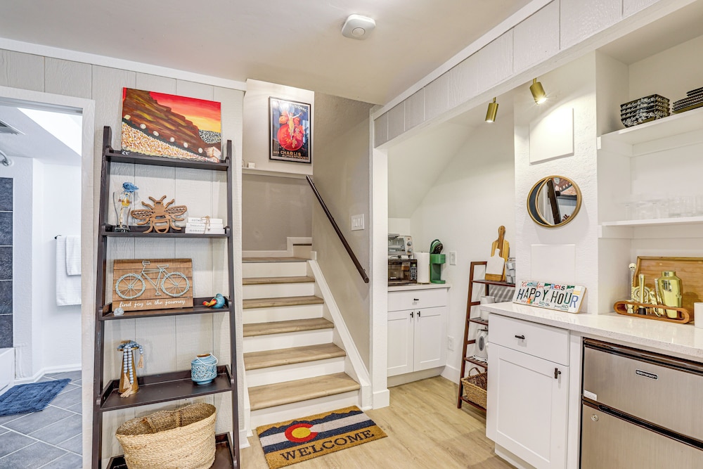 Walk to Empower Field & Sloan Lake: Charming Apt!