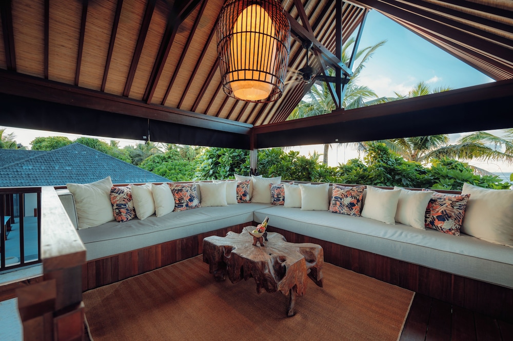 Kuredhivaru Resort & Spa Maldives by Accor