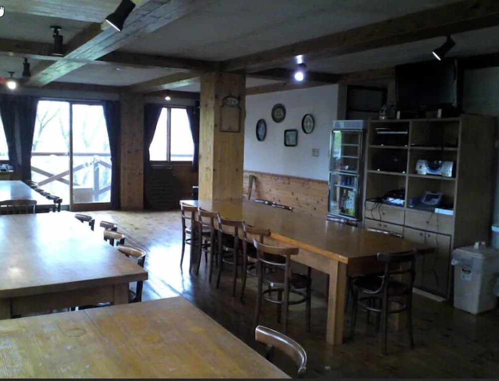 Rental Lodge WHITE RABBIT Madarao kogen Cottage MIDORINO KAZE view 4