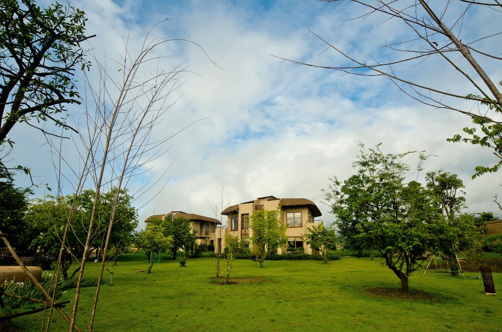 Montis Resort