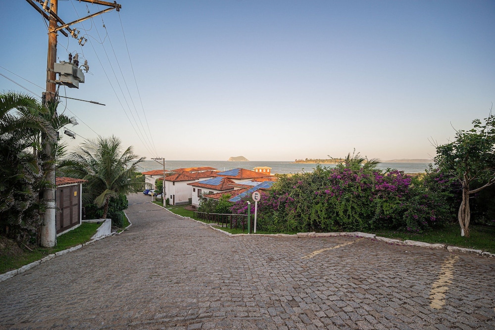 Bz60 Casa em condomínio pé na areia