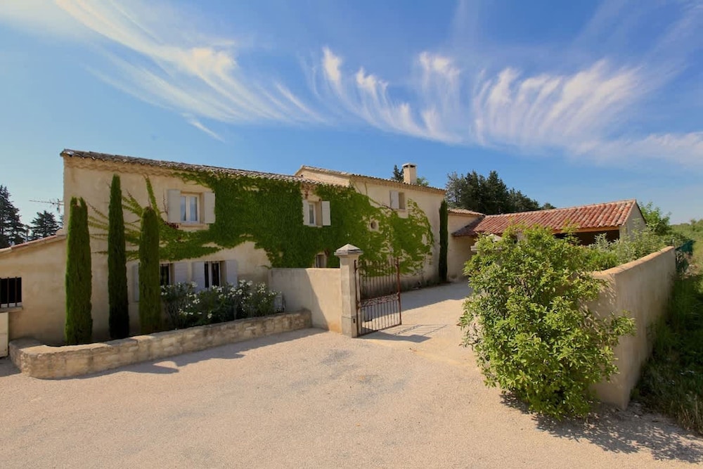 Bastide de Charme Private Pool in Heart of Luberon