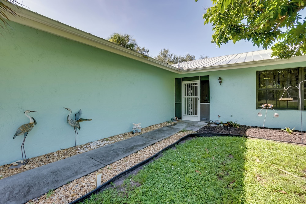 Heated Pool + Lanai: Peaceful Punta Gorda Stay