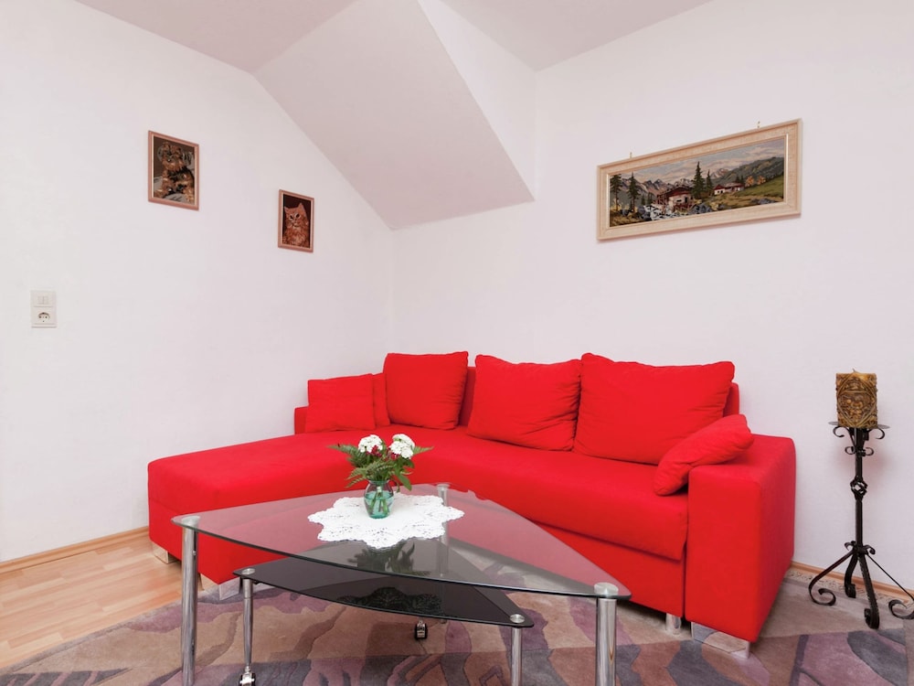 Einladende Ferienwohnung in Muellenborn Eifel view 3