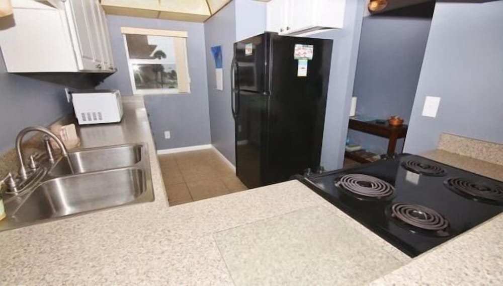 Sea Coast Gardens III 2 Bedroom Condo by Great Ocean Condos