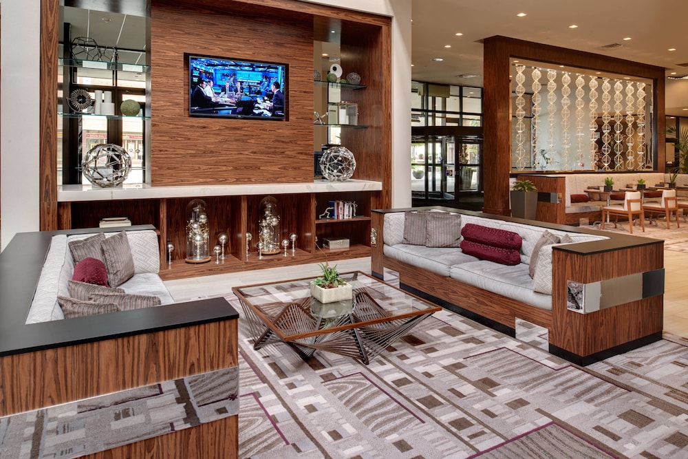 Marriott East Lansing at University Place