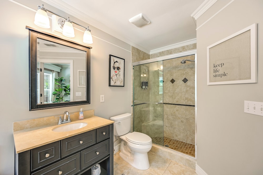 Resort Community Escape: Naples Home 5 Mi to Beach