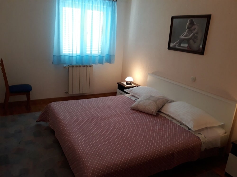 Vesna - 40 m From Pebble Beach - A1 view 3