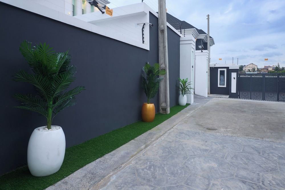 Javes Luxury Residences