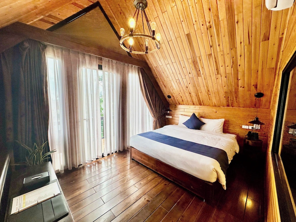 SAPA PINE HILL ECOLODGE