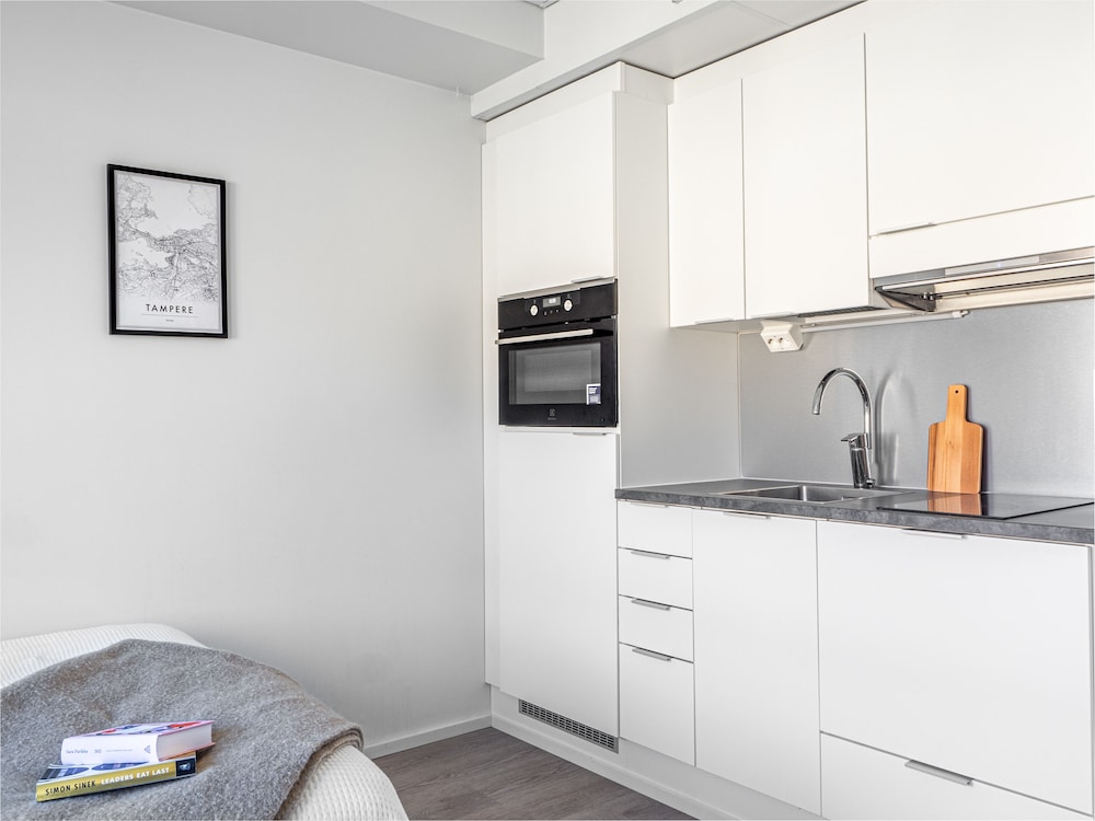Modern Downtown Studio - "Pikku Ronka" - Hosted by 2ndhomes view 3