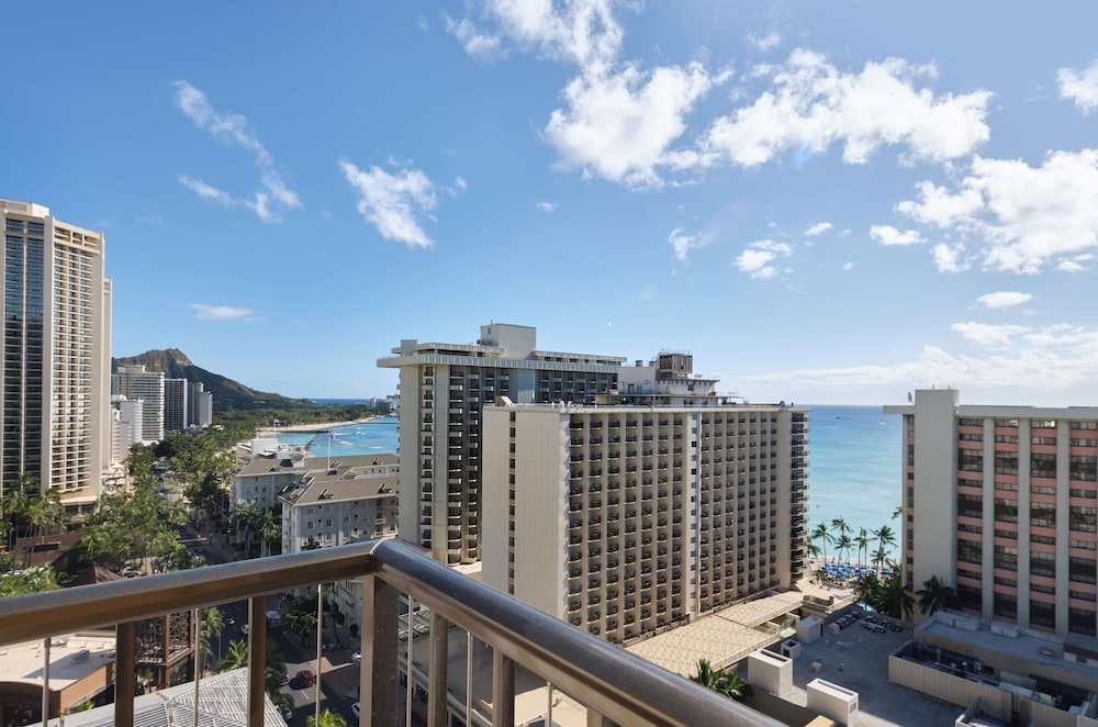 OUTRIGGER Waikiki Beachcomber Hotel 62