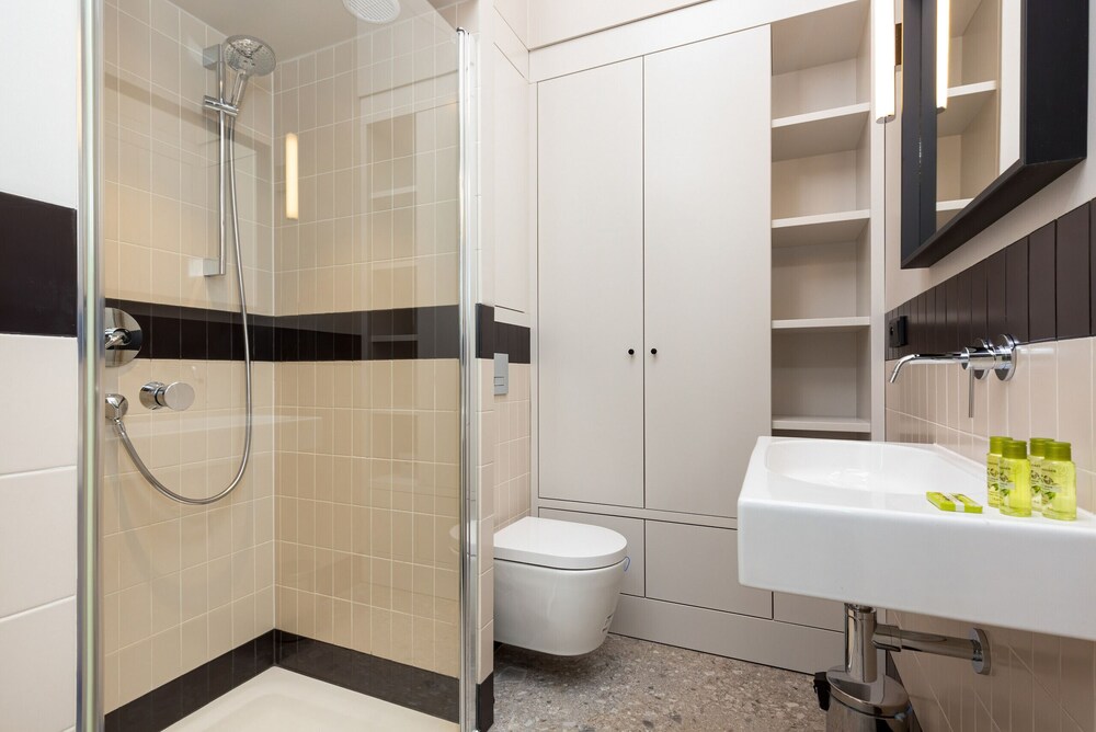 Apartment Boduena Warsaw by Renters view 2