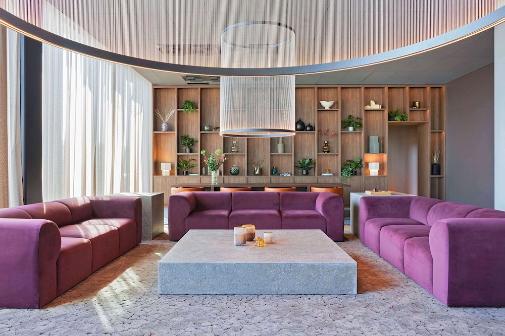 Vantaa Vacations - Clarion Hotel Helsinki Airport - Property Image 2