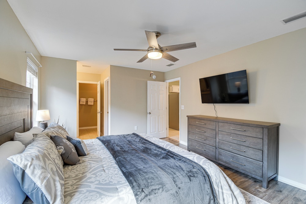 5 Mi to Gulf Beaches: Coastal Alabama Home