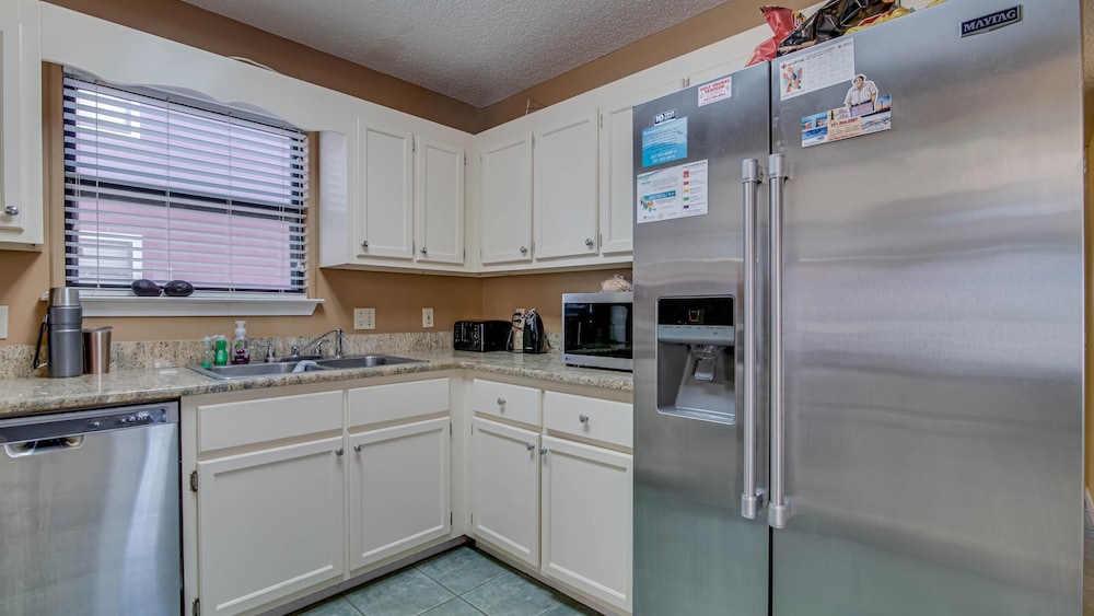 Triple Seas by Southern Vacation Rentals