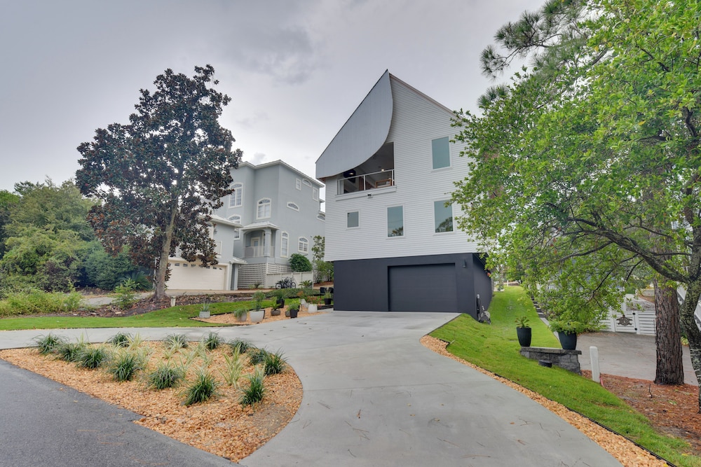Stroll to Shore, Modern Santa Rosa Beach Duplex!