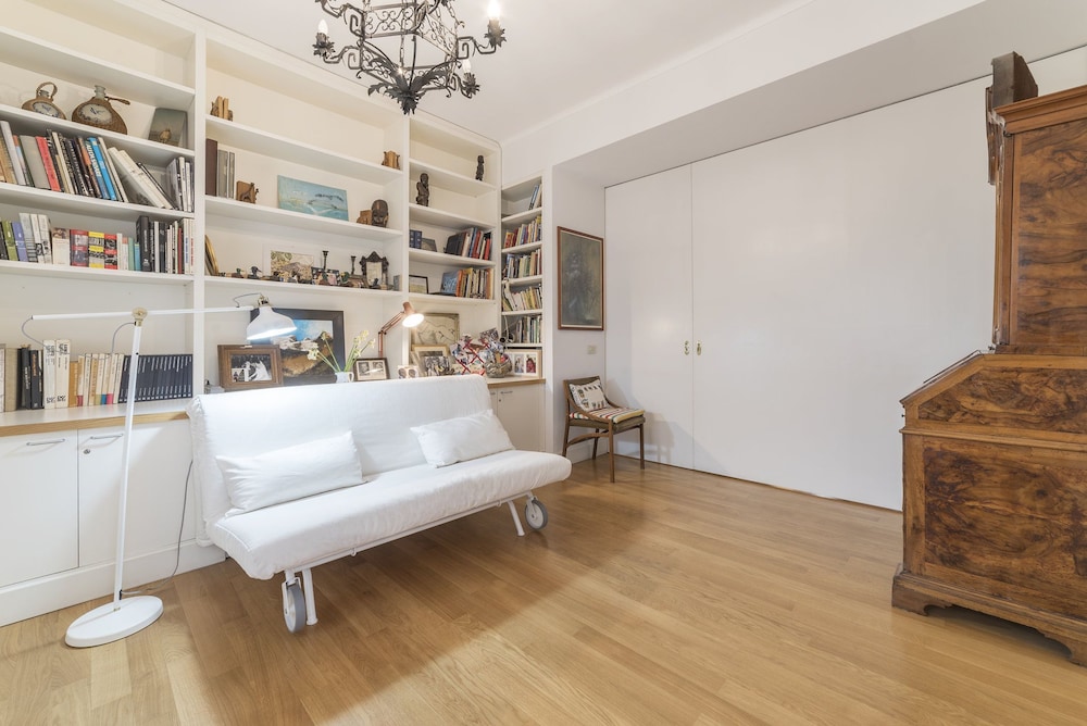 Micheli 4 Pax Apartment with Terrace
