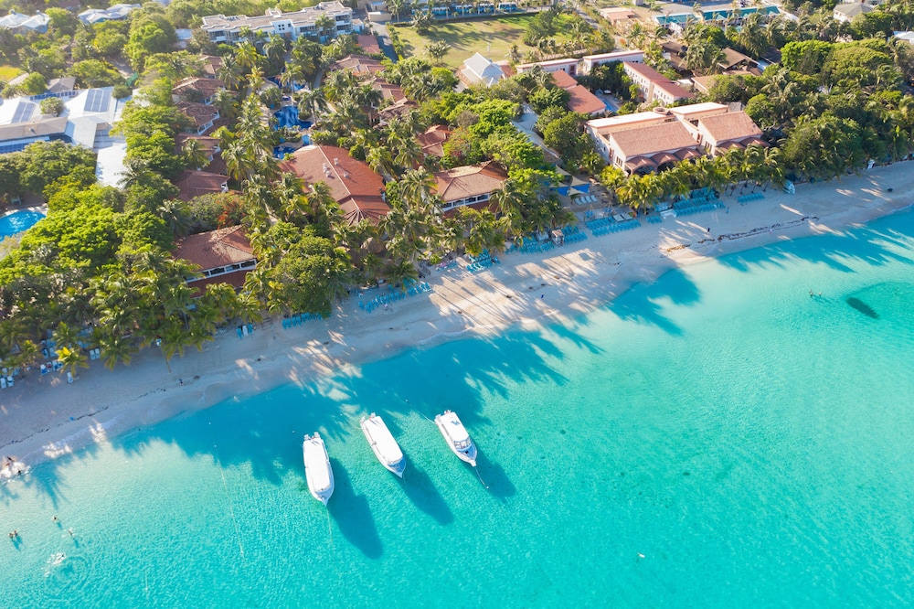 Mayan Princess Beach & Dive Resort - All Inclusive