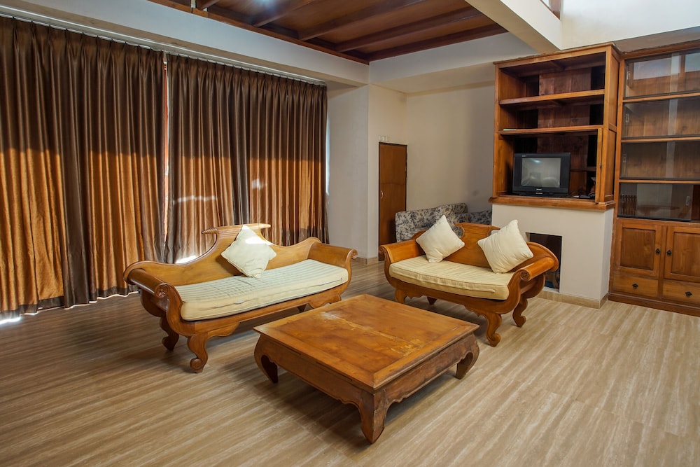 Bedugul Lake View Villa view 2