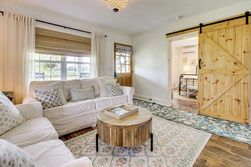 Shepard Cottage Near Wilmington & Wedding Venue